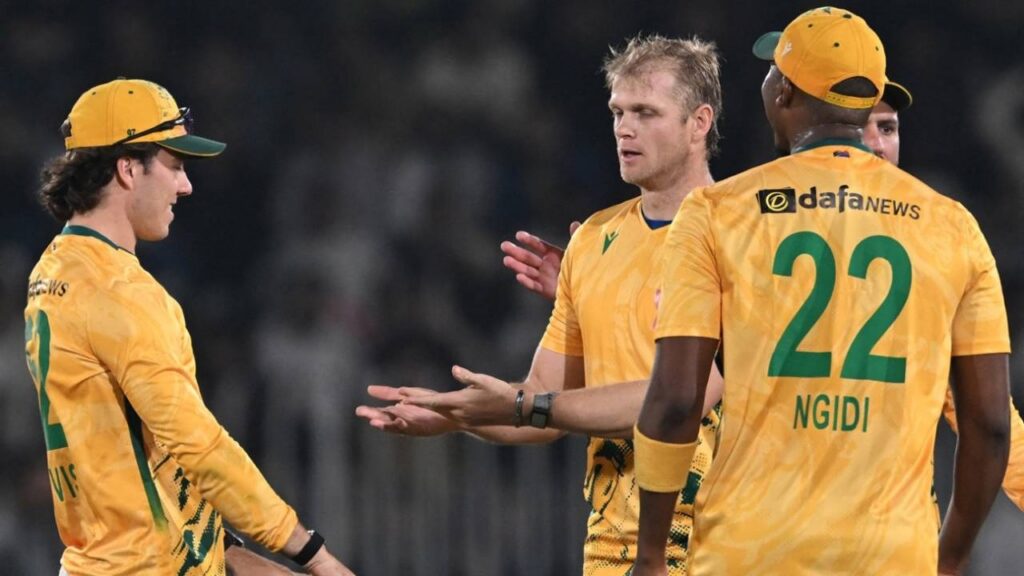 Bosch and Hendricks Lead South Africa to Dominant Series Opener Win Over Pakistan