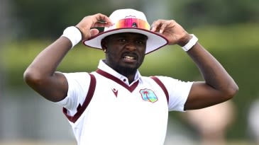 Cricket West Indies chặn đường Jayden Seales sang Hampshire: Chiến lược giữ chân ngôi sao