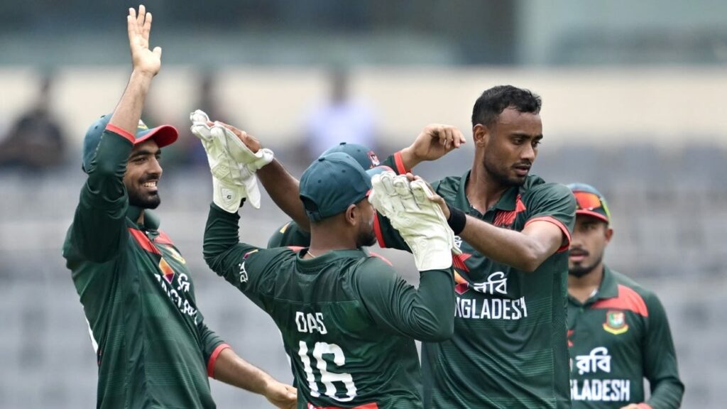 [CRK] Batting Woes for Bangladesh as Clinical New Zealand Eye Series Victory