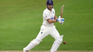 [CRK] Hain Heroics and Essex Resistance: Edgbaston Braced for Thriller