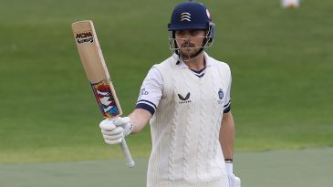 [CRK] Middlesex Fight Back: Cracknell and Gohar Lead Recovery vs Northants
