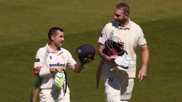 [CRK] Paul Walter and Dean Elgar Anchor Essex to 325/6 vs Surrey – County Championship Match Report