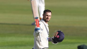[CRK] Ed Barnard and Chris Woakes Lead Warwickshire Fightback at Trent Bridge