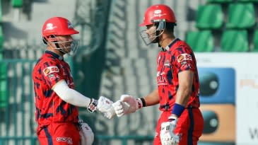 [CRK] Warner and Hendricks Keep Karachi Kings PSL Hopes Alive with Stunning Chase