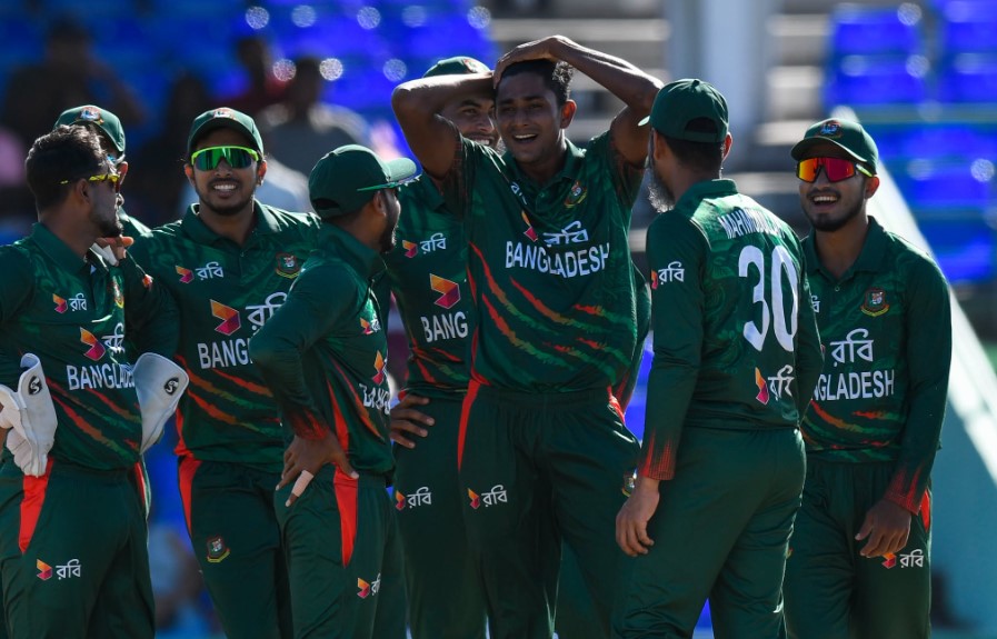 [CRK] New Zealand vs Bangladesh: Tom Latham Wary of Fiery Pace Attack Ahead of 1st ODI