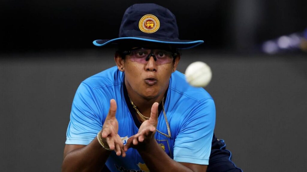Chamari Athapaththu to Continue Career Under New Coach Jamie Siddons
