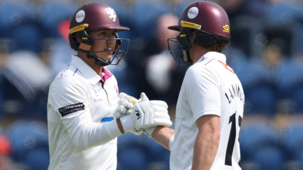Abell and Thomas Lead Somerset Fightback Against Glamorgan