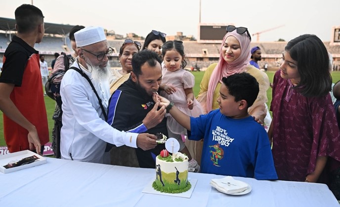 Mushfiqur Rahim Celebrates 40th Birthday in Mirpur with Family and Teammates